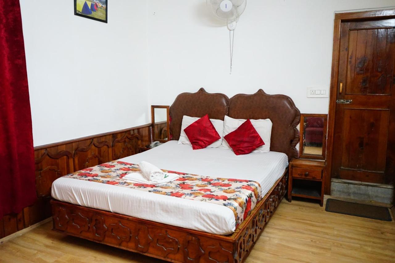 Hotel Magnolia Mallroad Manali Exterior foto